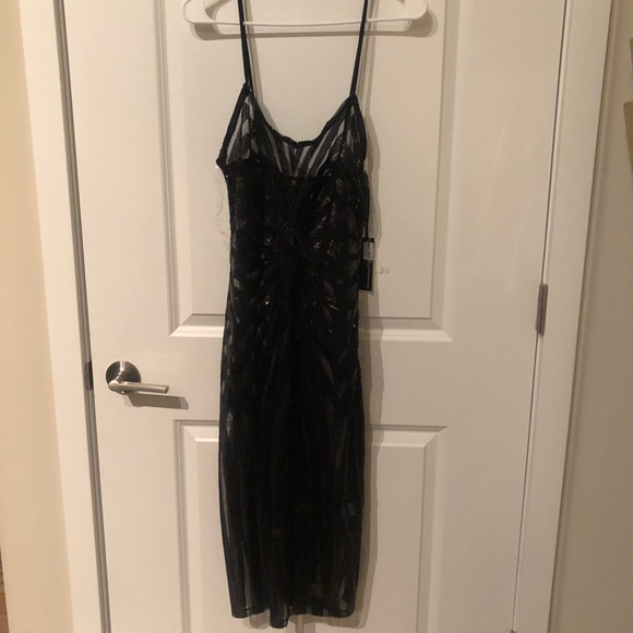 NEW!!! Black Sequin & Sheer Sleeveless Dress 💃🏾 - Picture 2 of 14